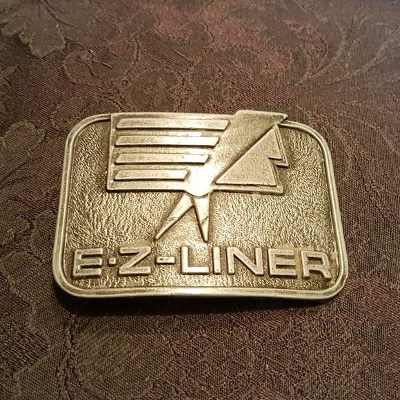 EZ Liner Belt Buckle - Picture 1 of 2